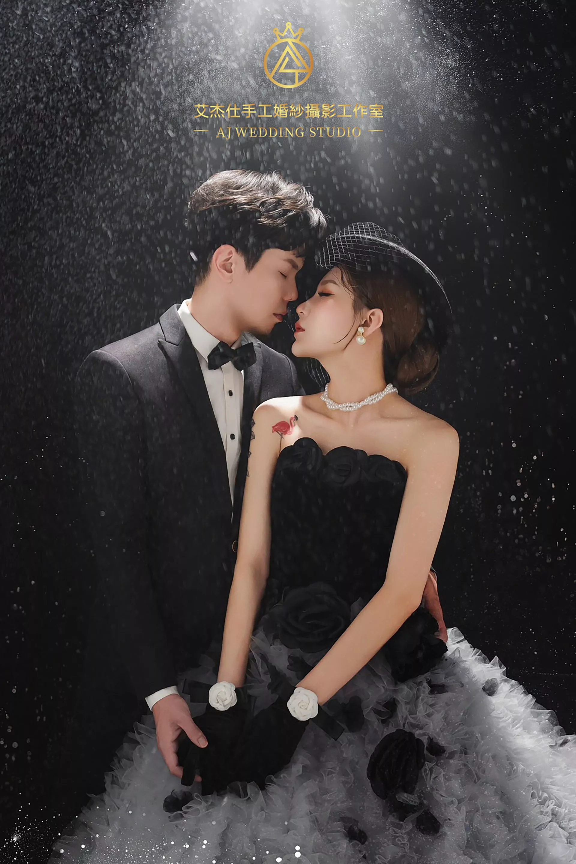 桃園中壢婚紗攝影推薦-婚紗攝影作品-AJWedding艾杰仕婚紗攝影-棚內拍攝-光影-黑色禮服(2)-婚紗攝影新人作品｜奧黛麗赫本｜復古｜婚紗作品